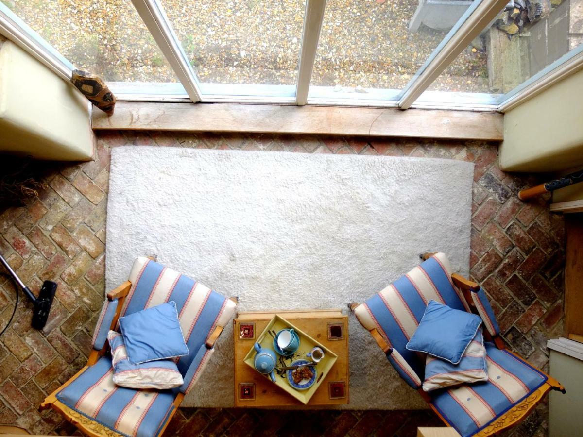 Home Barn Bed And Breakfast Yeovil Exterior photo